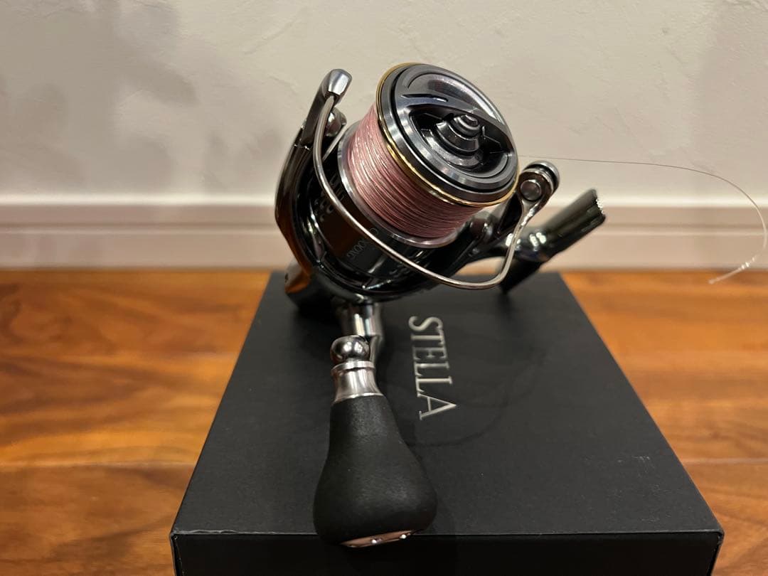 美品　シマノ　18ステラ　c3000XG