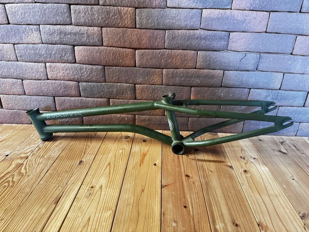 ARESBIKES BMXフレーム オリーブグリーン 15thモデル