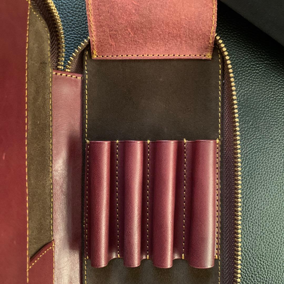 【新品・未使用】バハギア ペンケース ラウンドジップ型 プエブロ ハバネロ