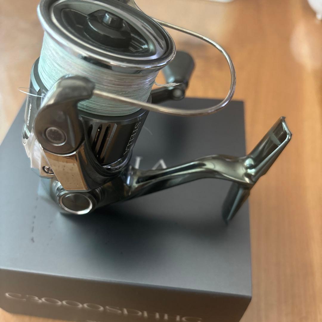 週末値下　22ステラ　シマノ　C3000SDHHG