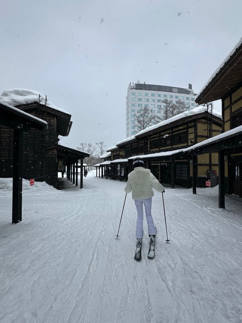 goldbergh 今期スキージャケット