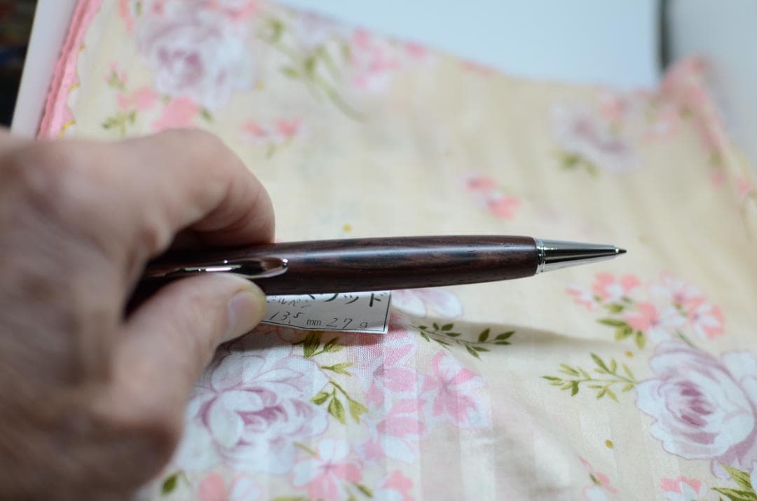 【ベル＝僕】完成いたしました。木軸　手作り　木のボールペン