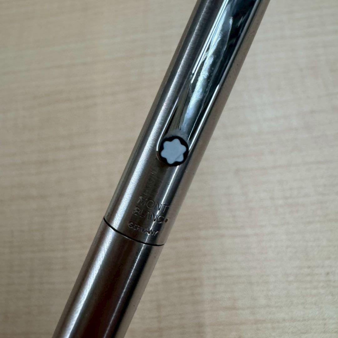 MONTBLANC 万年筆 金属製