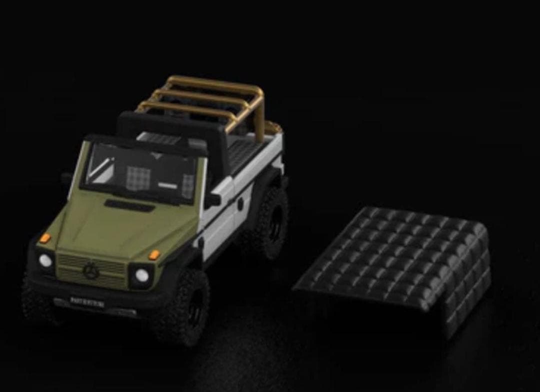 ベ*ン様 ホットウィール モンクレール ベンツ Gクラス MONCLER RLC