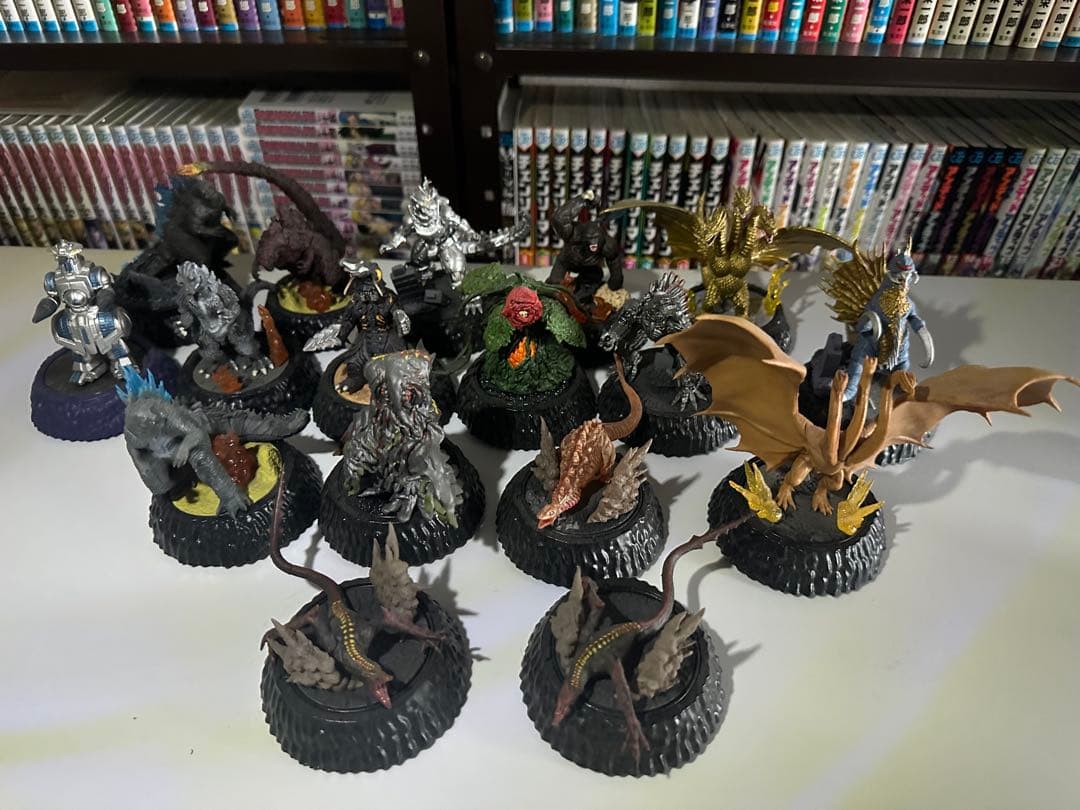 ゴジラ ガチャガチャHG D+・全17体セット