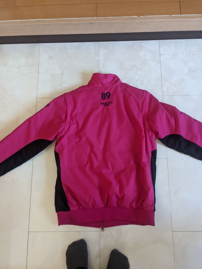 パーリーゲイツレディースブルゾン。