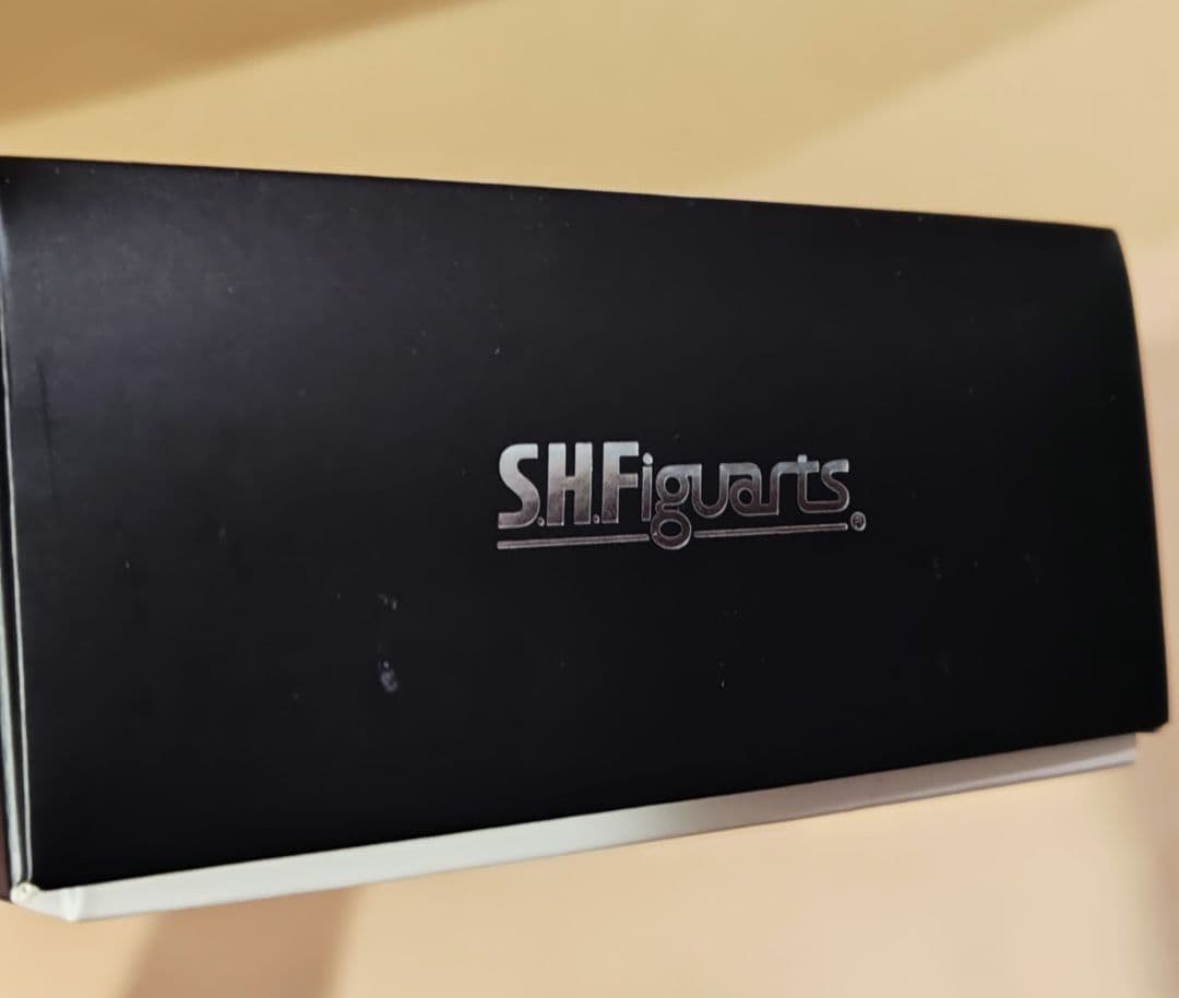 S.H.Figuarts 真骨彫製法 仮面ライダークウガ アルティメット　未使用