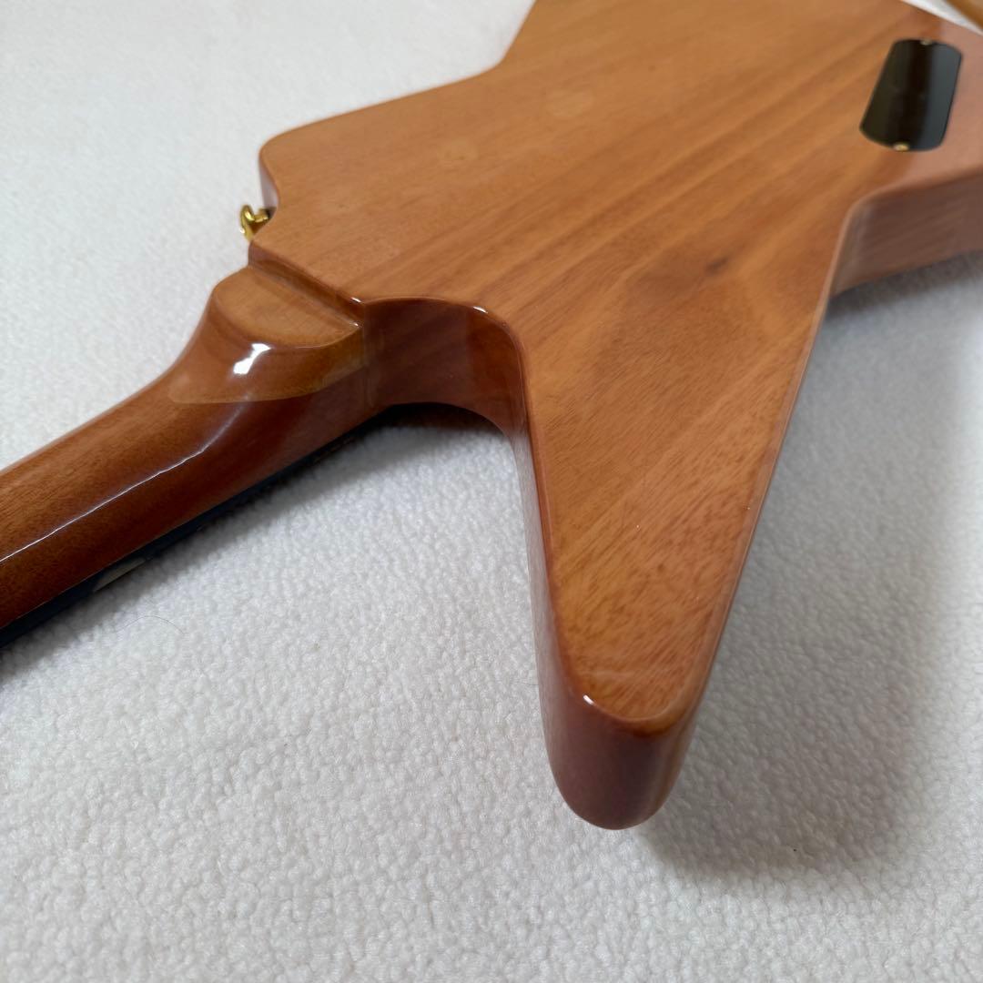 自作 変形ボディ　エレキギター EXPLORER TYPE NATURAL