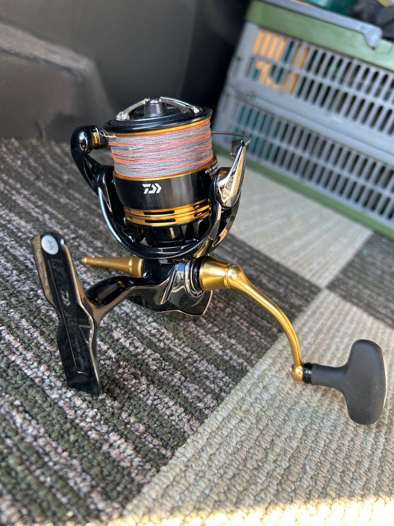 ダイワ DAIWA 23レガリス LT3000-CXH スピニングリール リール
