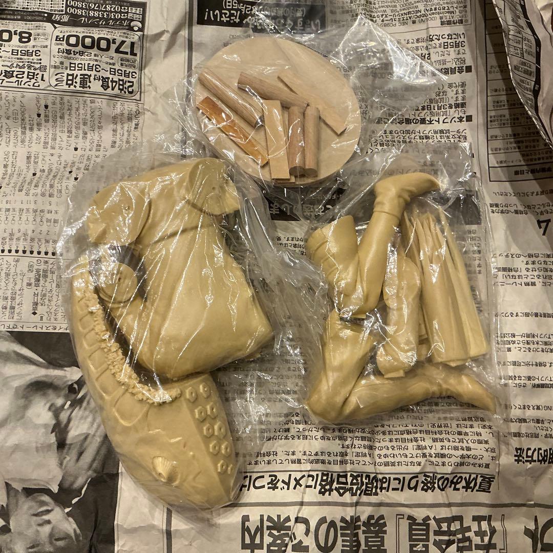 怪獣無法地帯 限定透明レジン版 メトロン星人 ★ 海洋堂 ボークス アス工房