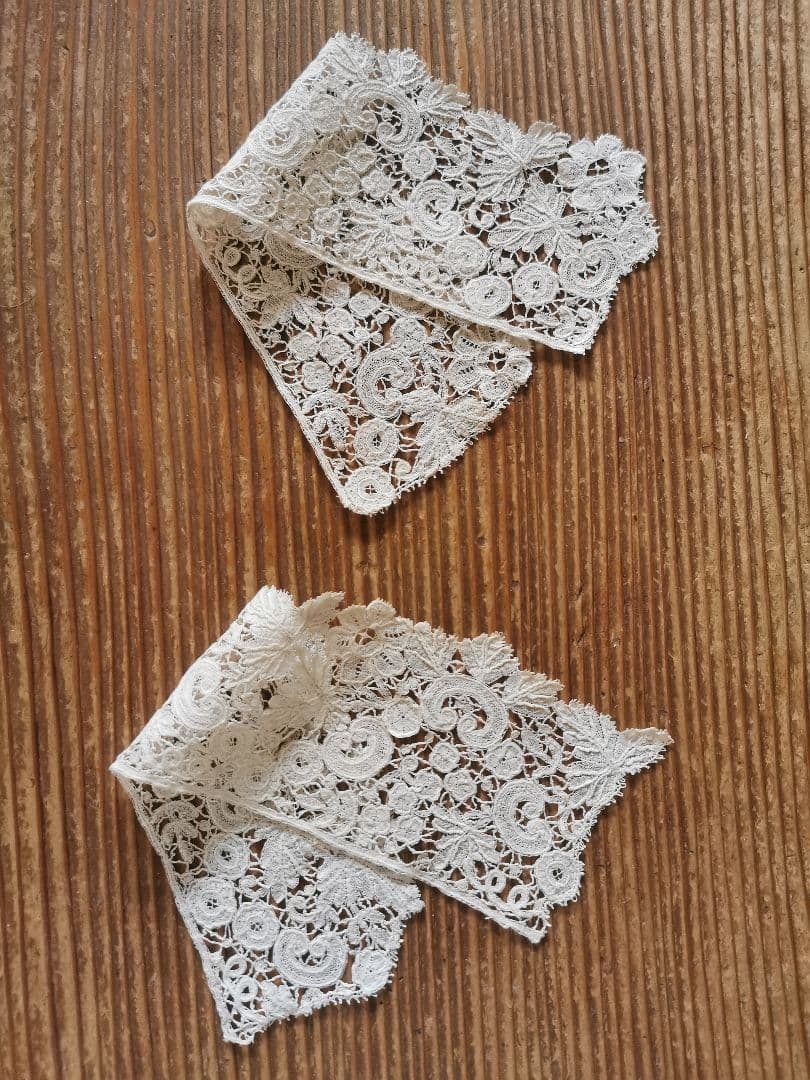 アンティーク ブリュッセルレース ポワンドローズ カフス用レース 付け襟 ペア