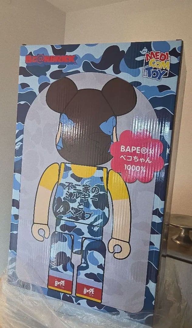 破格BAPE® x ペコちゃん ベアブリック BE@RBRICK　1000%