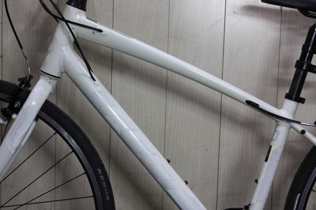 FELT VERZA SPEED50 700C アルミ 24速 410mmクロス