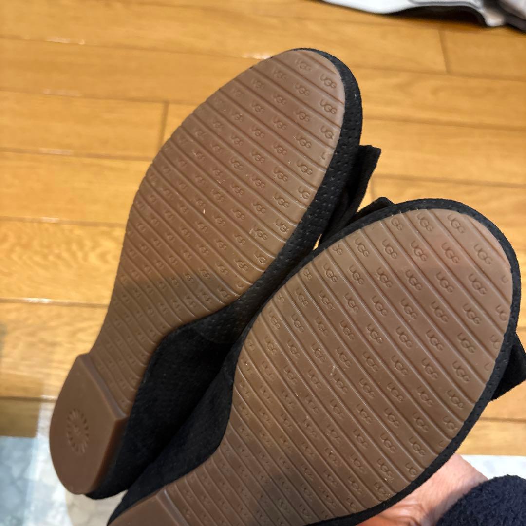 UGG パンプス