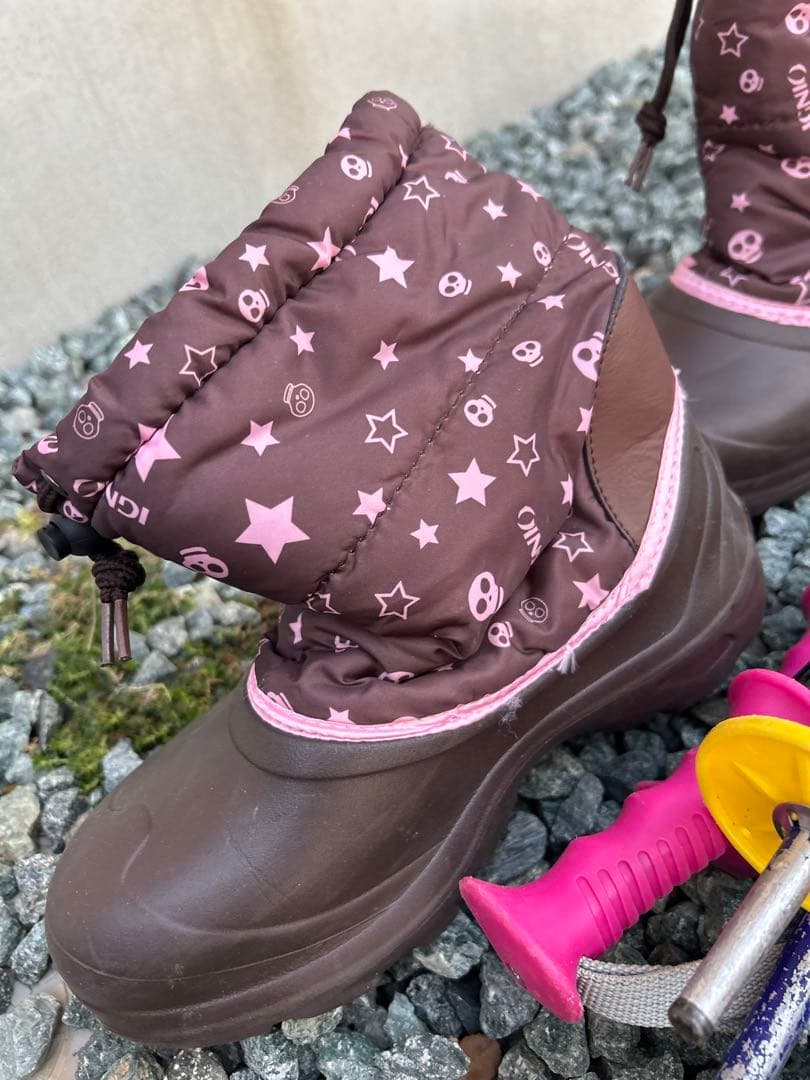 120 130cmスキー板 2 22から24ブーツ2 ストック、靴 他7点セット