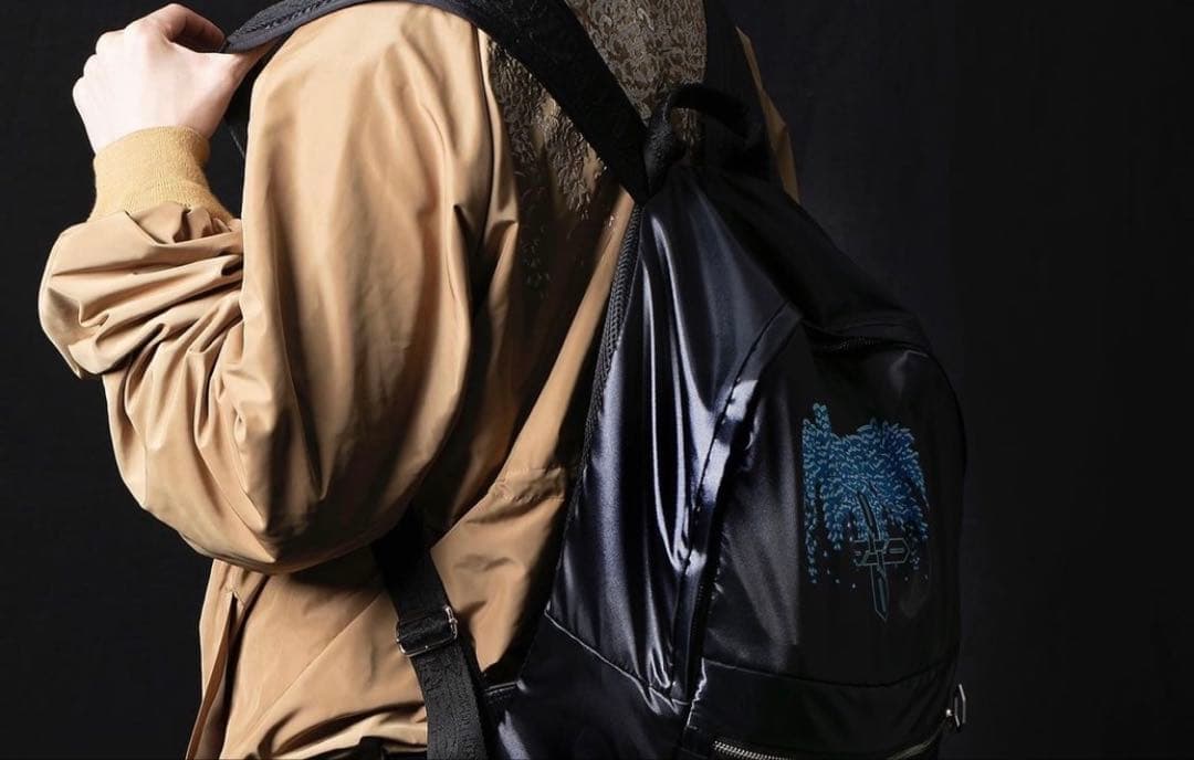 女王蜂　リュック　バックパック