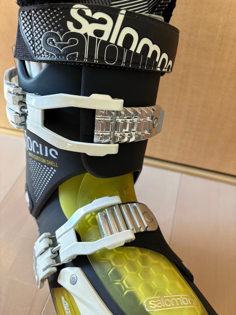 【値下げ相談可】スキーブーツSALOMON サロモン