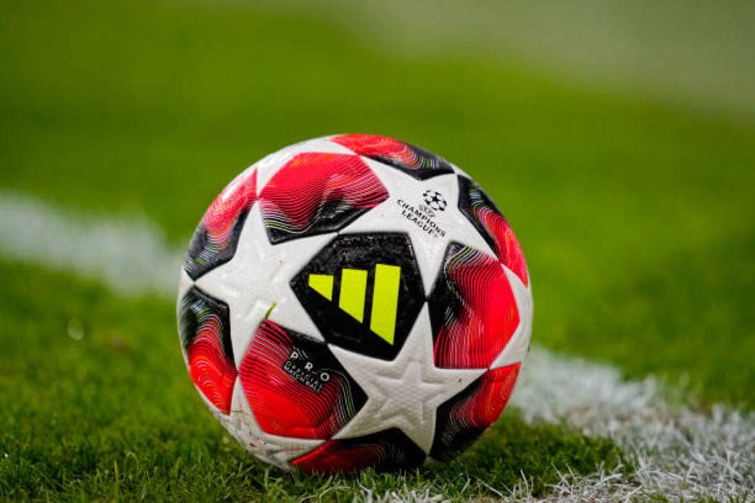 【国内正規店購入】フィナーレチャンピオンズリーグ公式試合球　プロ新品未使用