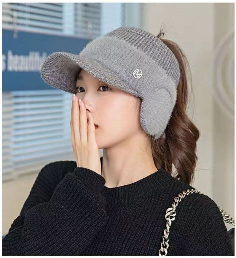 【人気】グレー　秋冬　帽子　耳当て　サンバイザー　ニット帽　ゴルフ　レディース