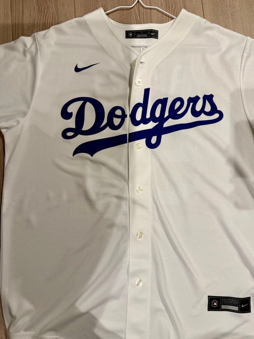 ロサンゼルスドジャース　ムーキーベッツ　ユニフォーム