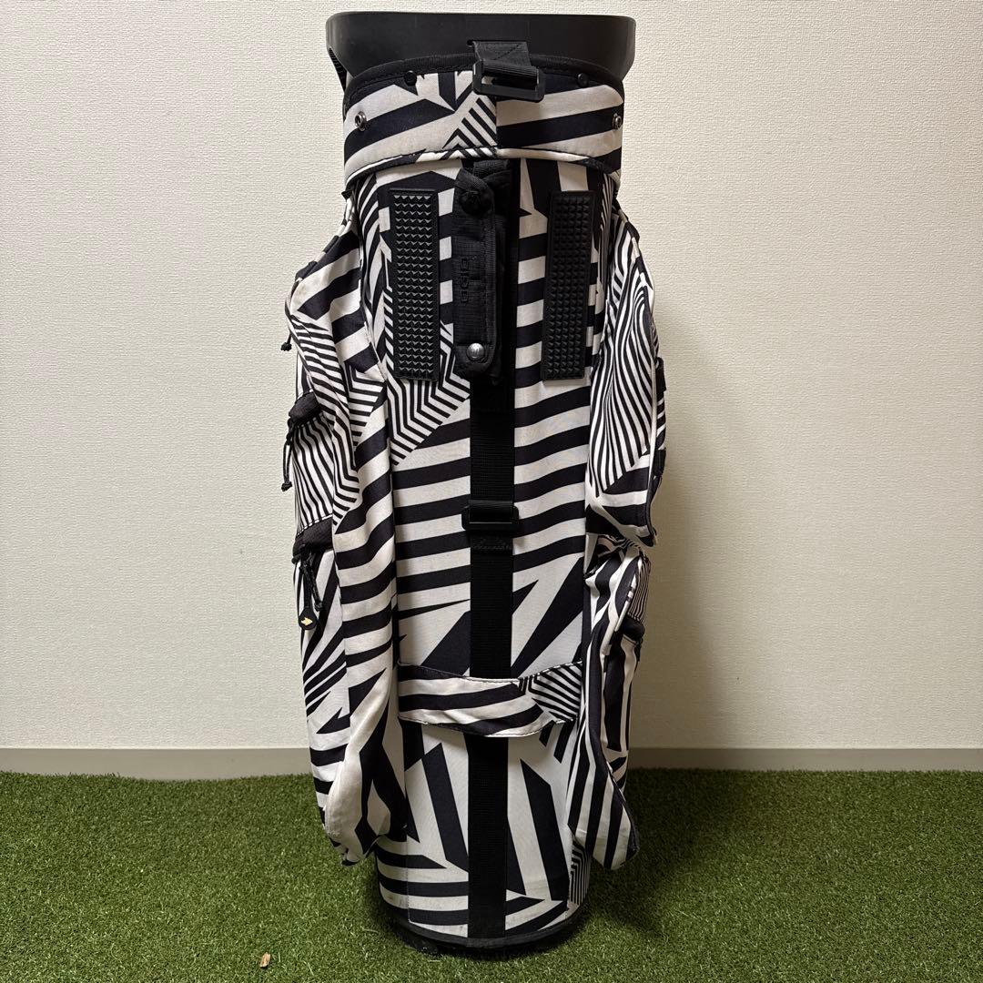 OGIO オジオ キャディバッグ 2.7kg 14分割 軽量 ゼブラ柄