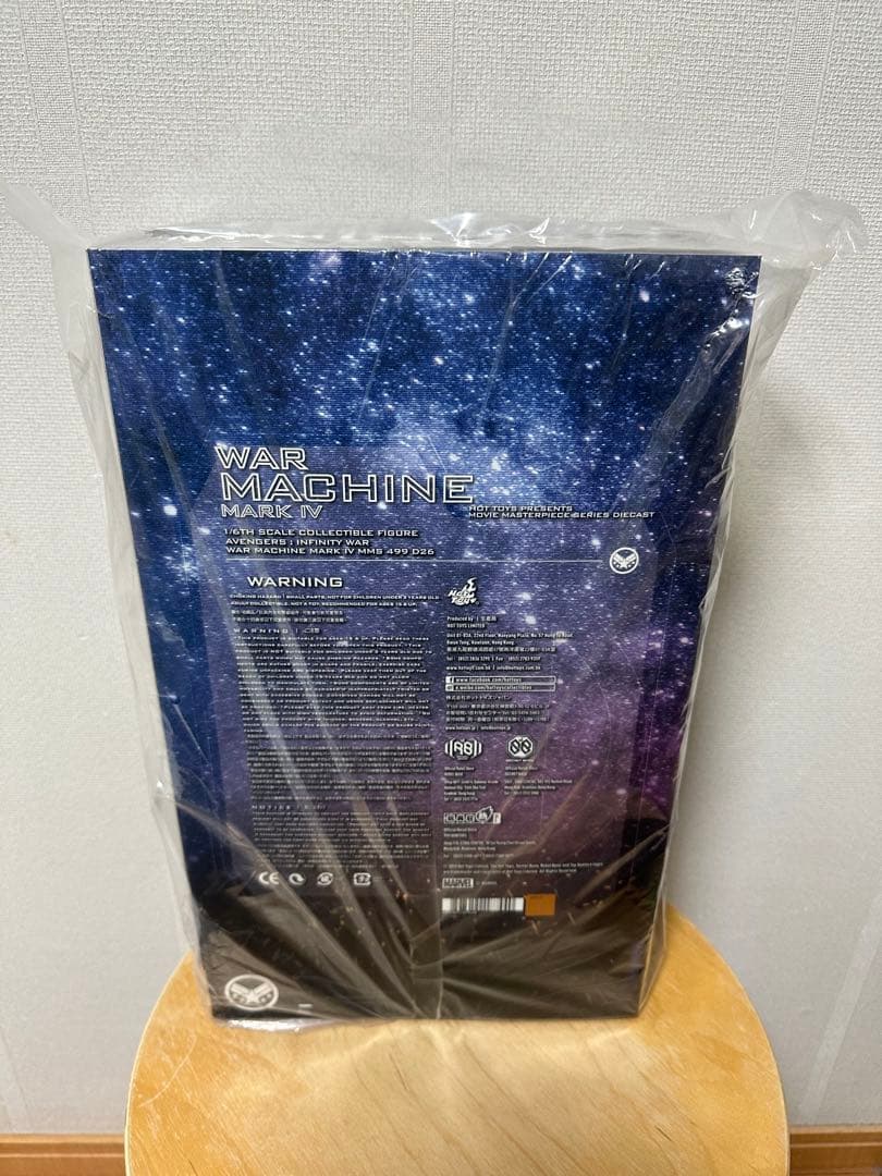 新品未開封　ホットトイズ DIECASTウォーマシンマーク4 アベンジャーズ