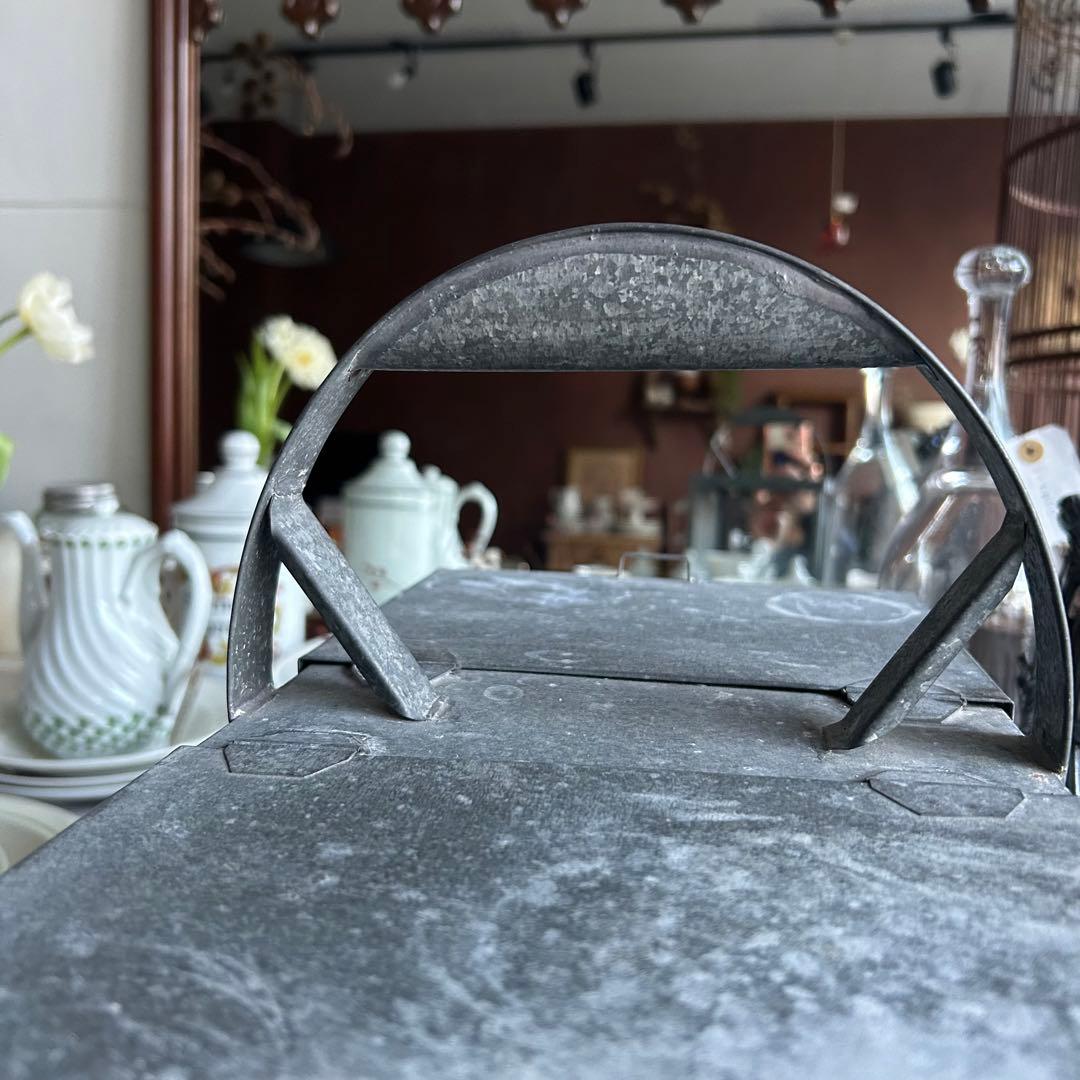 レア　フランスアンティーク　ブリキ　パンケース　ショーケース　両開　バタフライ式