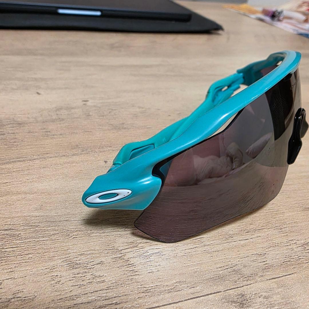 オークリー　レーダーEV レンズ1枚　ケース付き　OAKLEY