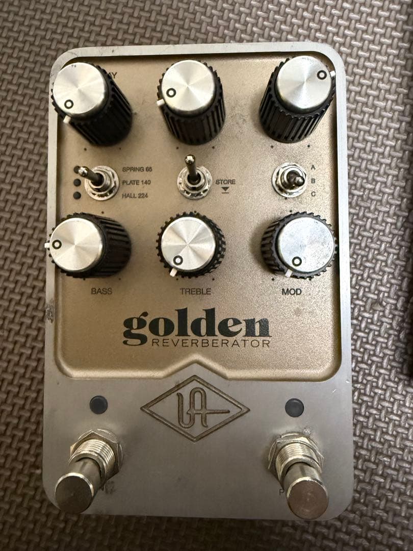 Golden Reverberator ギターエフェクター