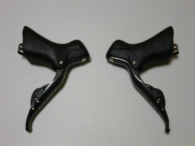 【未使用】シマノDi2　ST-6870 ULTEGRA　2x11s シフター