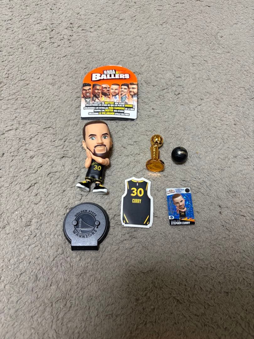 NBA BALLERS SERIES ステフィンカリー　ヤニスアデトクンボ