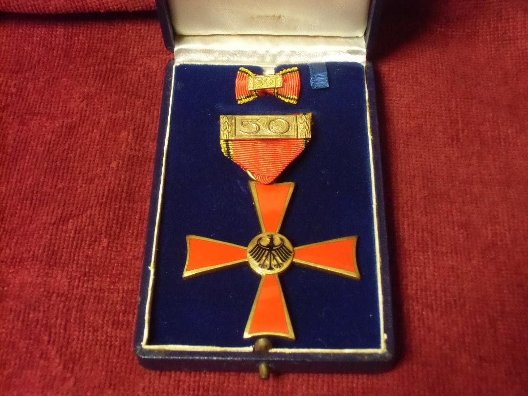 ＢＷドイツ軍/連邦軍＊連邦功労勲章２級/５０年勤続ＧＯＬＤバー付（実物）