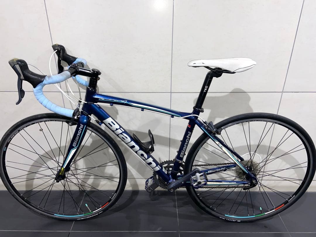 Bianchi Via nirone 7ロードバイク ビアンキ　ビアニローネ