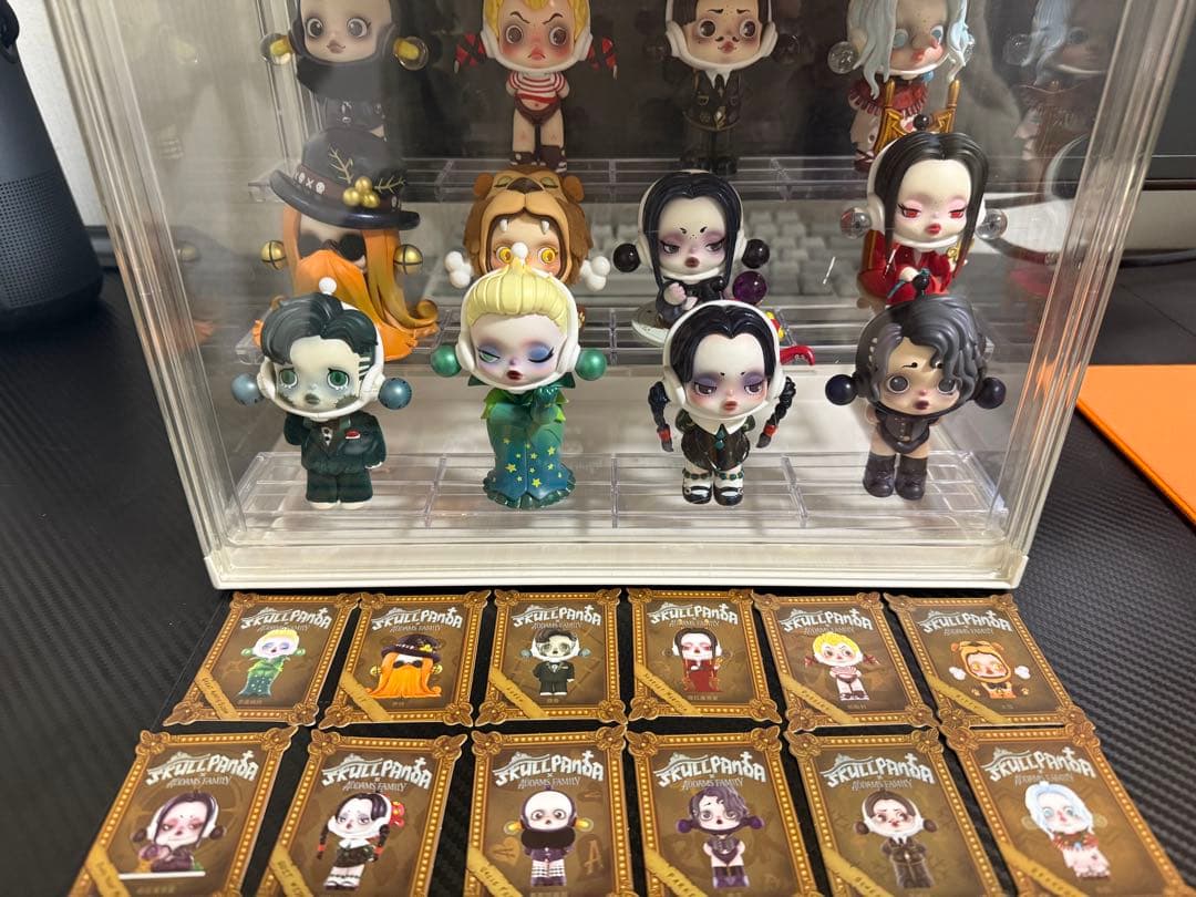 k187 POPMART　SKULLPANFA×ADDAMS