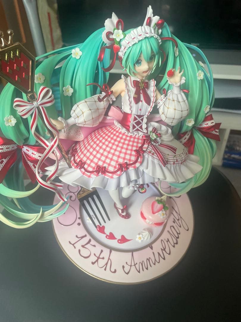 初音ミク 15th Anniversary Ver. 1/7 フィギュア　中古