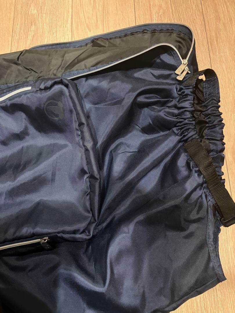 【美品／即購入OK】 ONOFF キャディバッグ＋本間トラベルカバー（紺色）付き