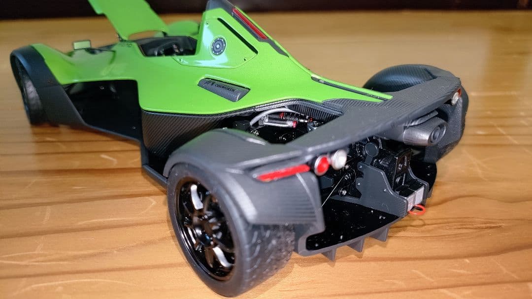 1/18　ミニカー　オートアート　BAC　MONO　AUTOart　ロータス