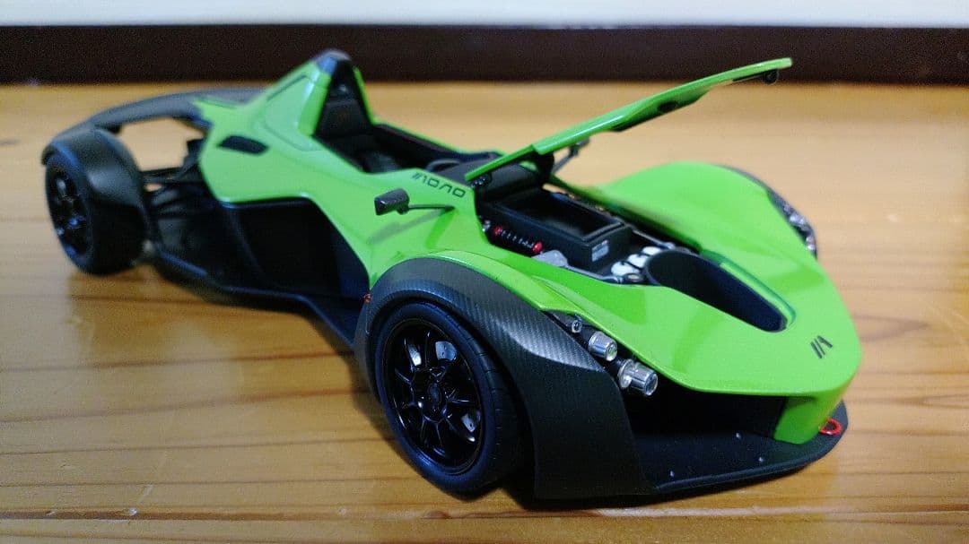 1/18　ミニカー　オートアート　BAC　MONO　AUTOart　ロータス