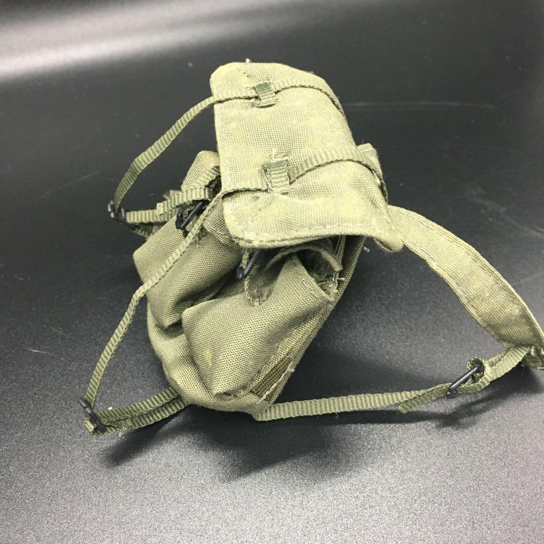 【猫ニャン】HOTTOYS製 1/6サイズ 生物化学兵器防護服