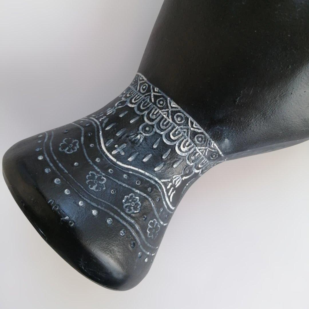 黒い手の置物 ハンドオブジェ