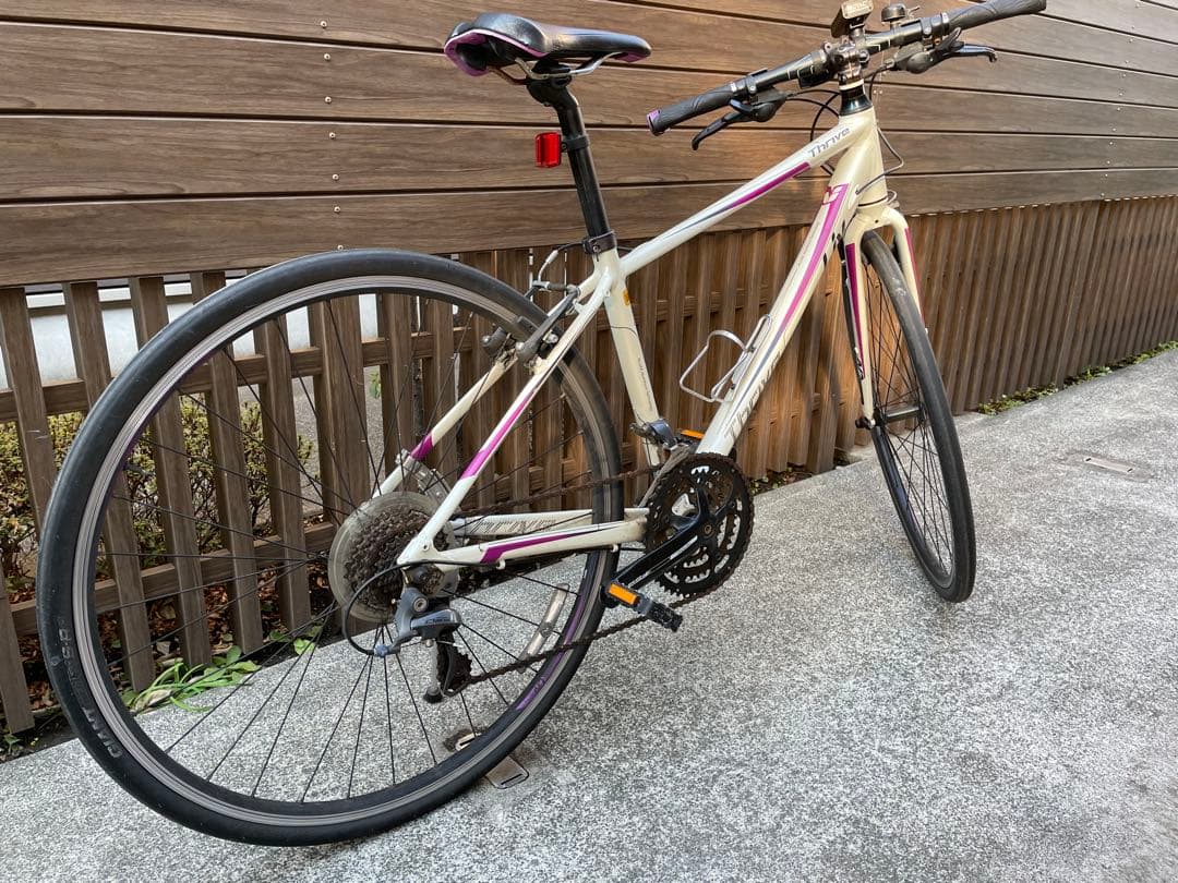 ⭐️おまけ付き⭐️Giant Liv Thrive 3 ホワイト　Sサイズ