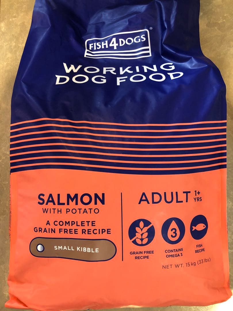 FISH4DOGS サーモン小粒15kg