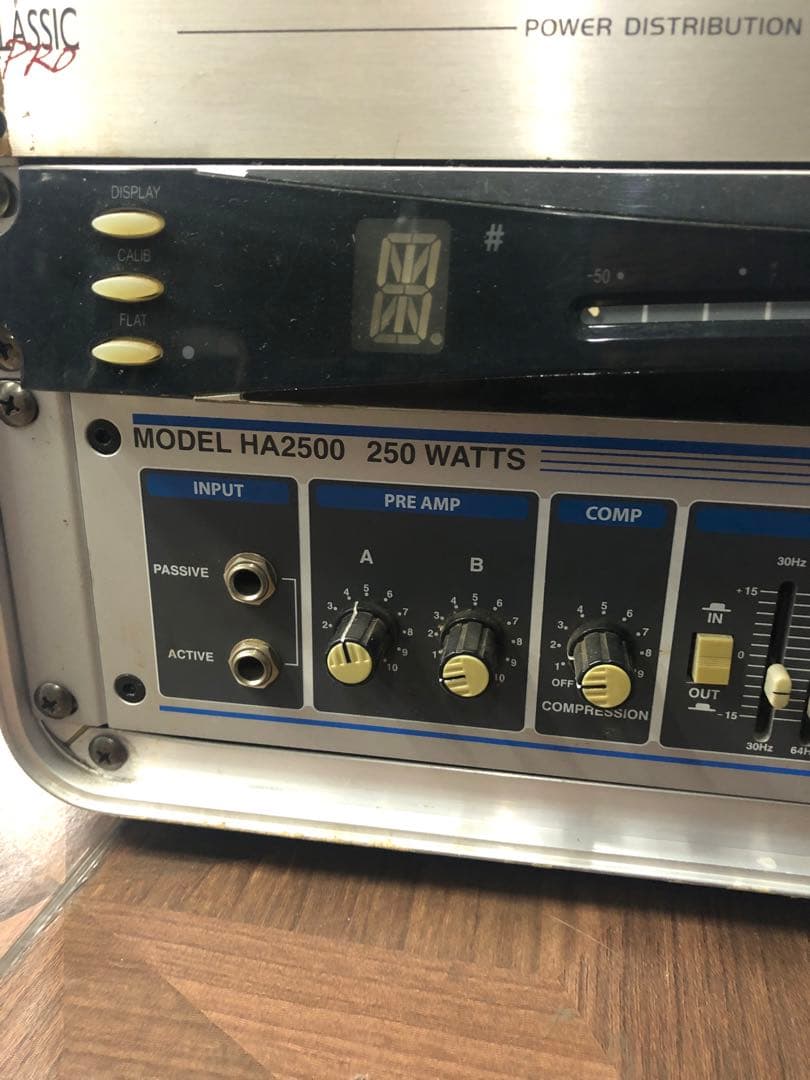 モ*ウ様 Hartke HA2500 ベースアンプ 250W 引き取り限定　値下