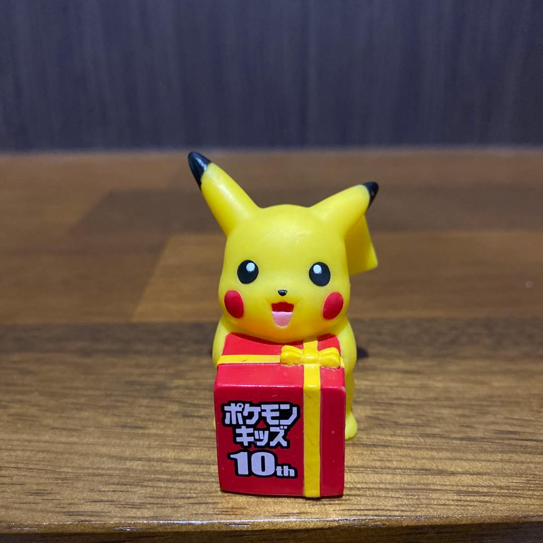 【抽選品/限定3,000個/非売品/2006】10thアニバーサリー　ピカチュウ