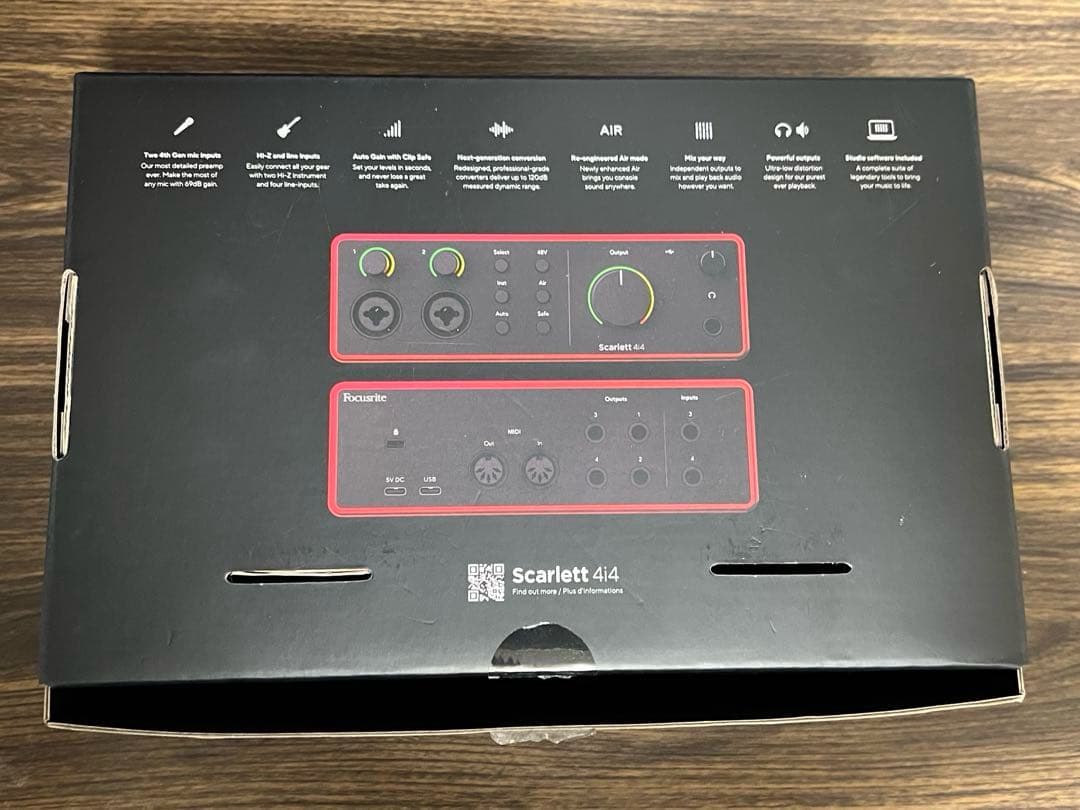 即発送 Focusrite scarlett 4i4 未使用