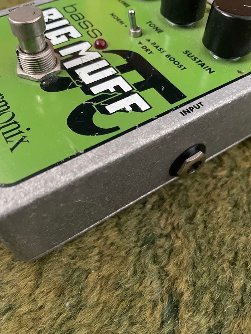 BASS BIG MUFF PI　ビッグマフELECTRO-HARMONIX/