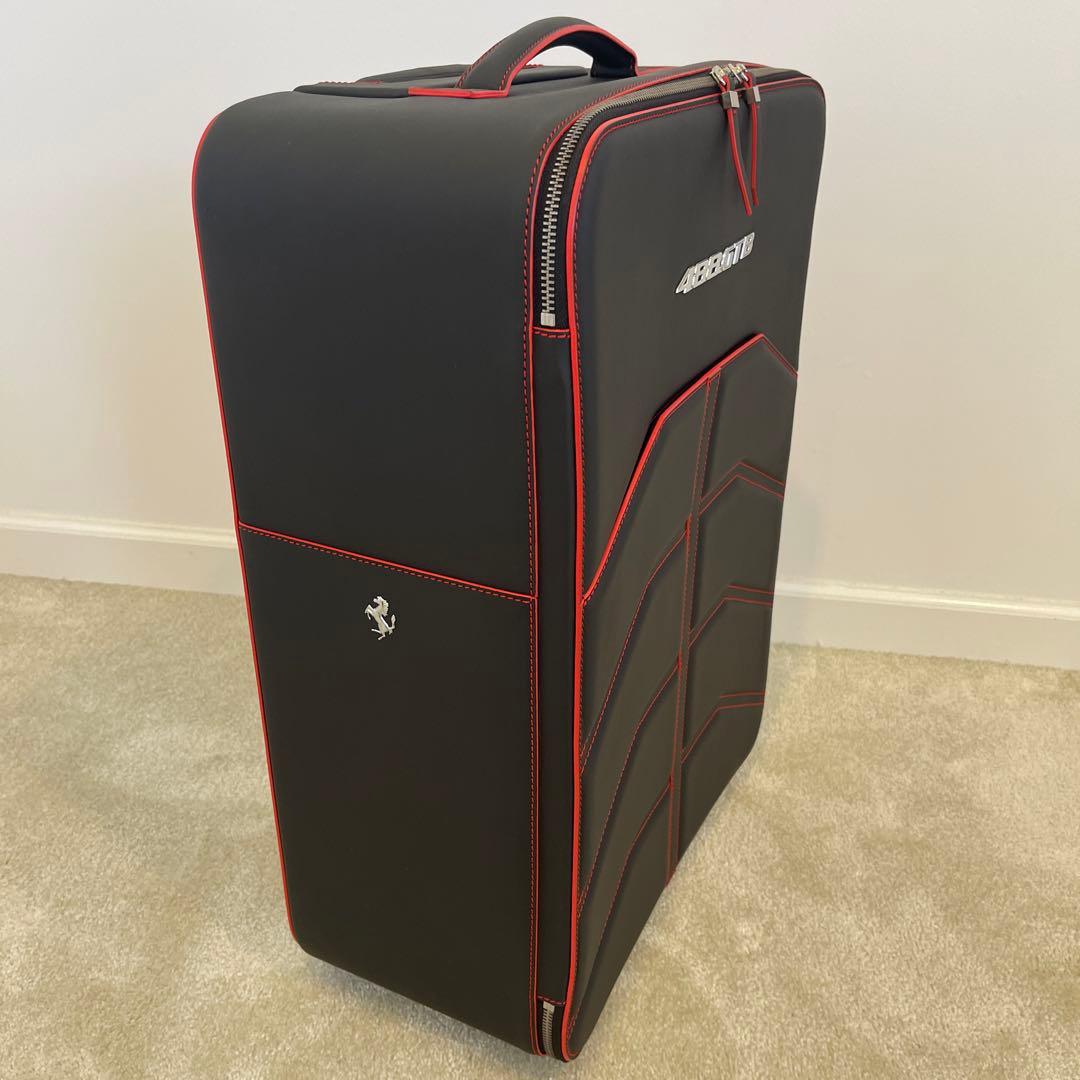 フェラーリキャリーバッグ