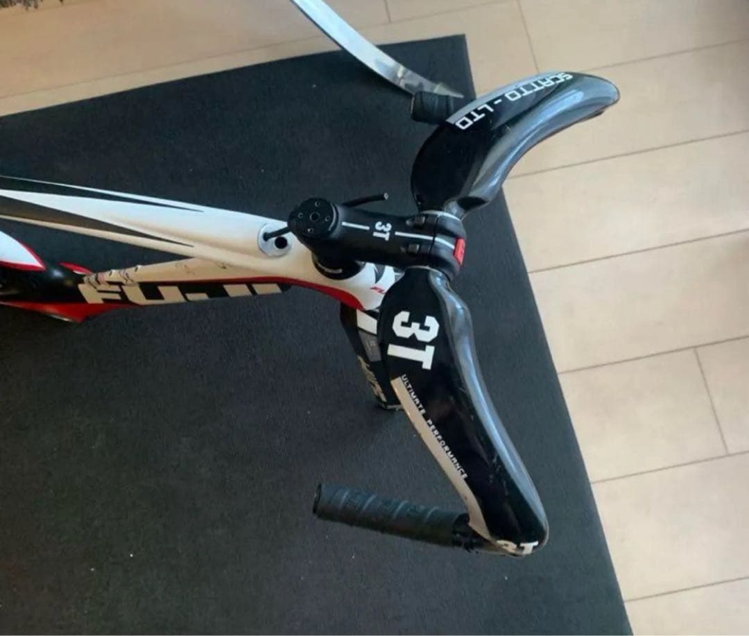 3T トラック競技用ハンドル