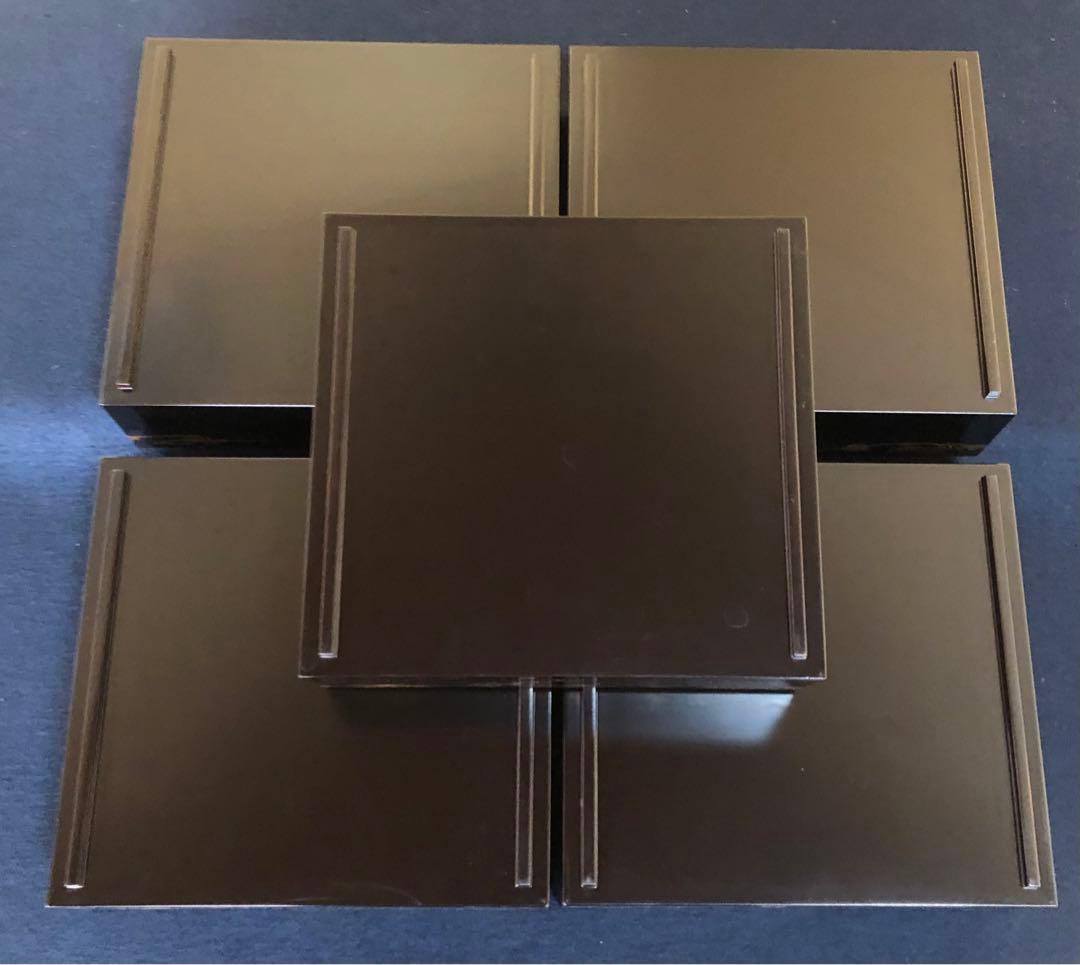 《レ》雲錦蒔絵 真塗内朱 五段重 替蓋 重台付 木製漆器 木箱 251117え2