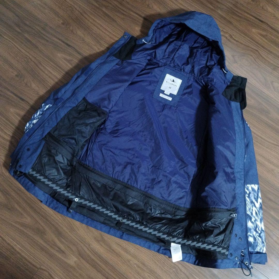 【極美品】ビラボン　スノボーウェア　上下　レディース　上M 下S